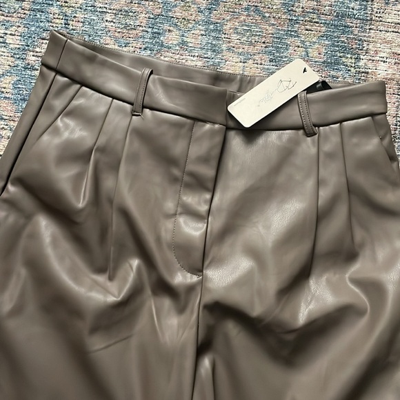 RD STYLE Wide Leg Vegan Leather Trousers size medium, colour taupe - Picture 6 of 6